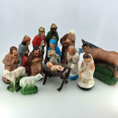 Vintage 13-Piece Hand-Painted Nativity Set - Italy/Germany Style