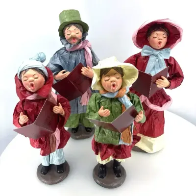 Vintage Apex Paper Mache Christmas Carolers Family – Set of 4 – Taiwan