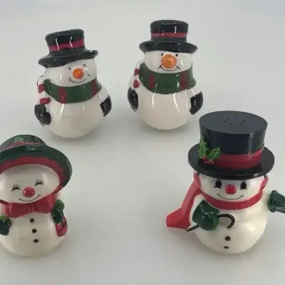 Classic Christmas Snowman Tabletop Salt and Pepper Shakers 2 Pairs - 4 Items Total