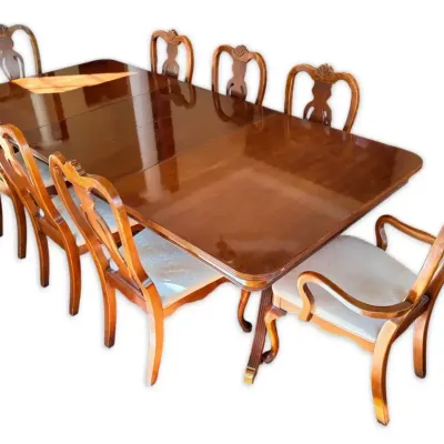 Wooden Dining Table w/ Queen Anne Style Chairs