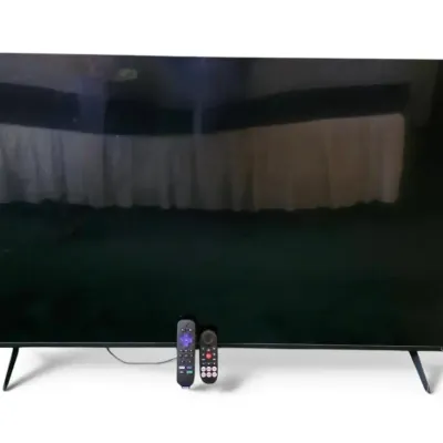 Vizio 50" 4K Smart TV w/ Remote & Roku
