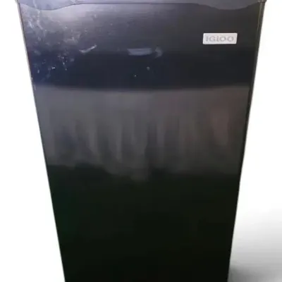 Igloo Model # IRF32BK Black Mini Fridge w/ Freezer