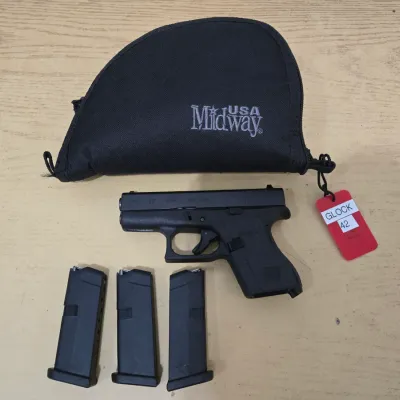 Glock 42 380 Auto Pistol # ABEN228 Tag # 301
3 Mags - Soft Case