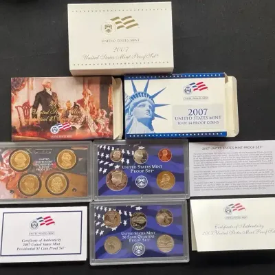 2007 U.S. Mint Complete 14-Coin Proof Set – Presidential Dollars, State Quarters & Original Packagin