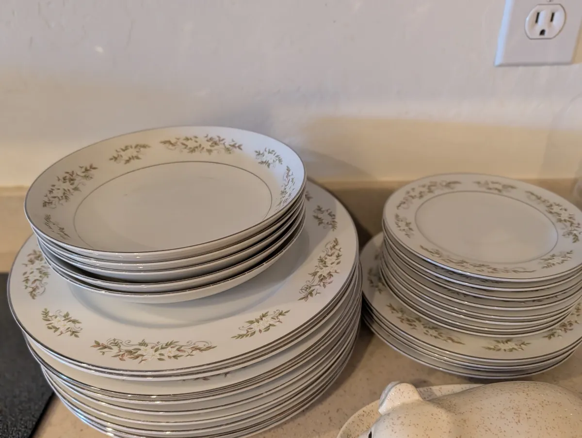 Sale Photo Thumbnail #207