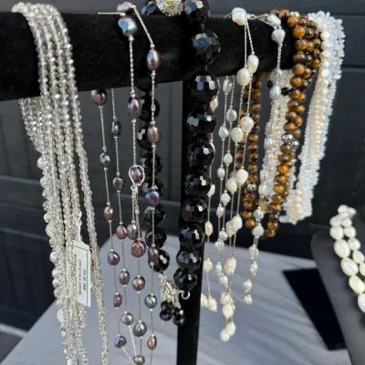 Sale Photo Thumbnail #520