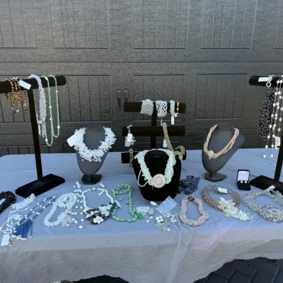 Sale Photo Thumbnail #398