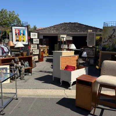 Estate sale photo