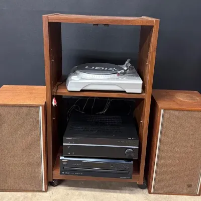 Ion TTUSB Turntable, Insignia Receiver NS-STR514, Onkyo CD Changer DX-C390 and More 