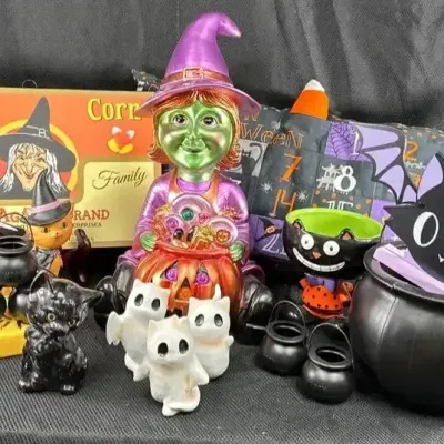 Witch Display