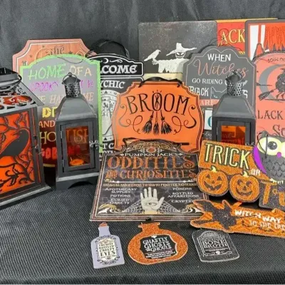 Halloween Sings & Lanterns Oh My