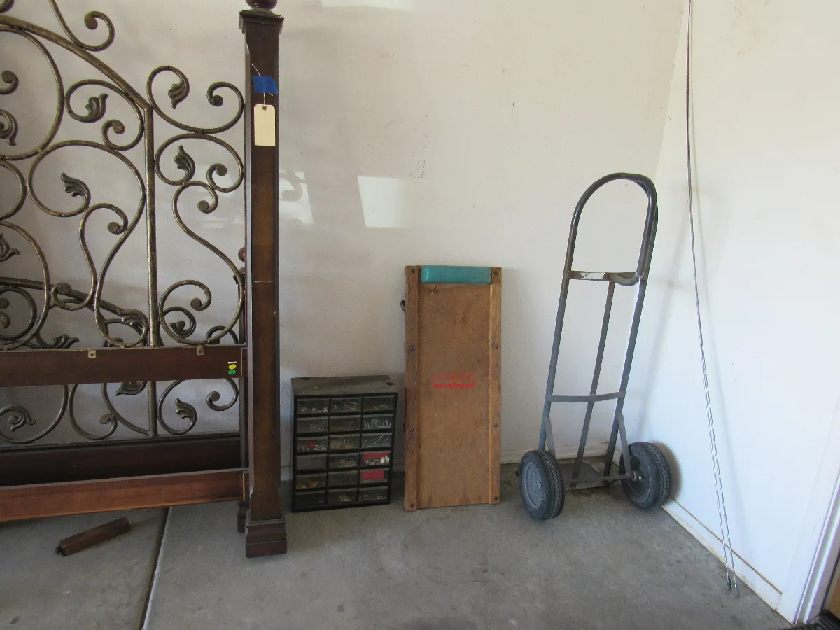 Sale Photo Thumbnail #179