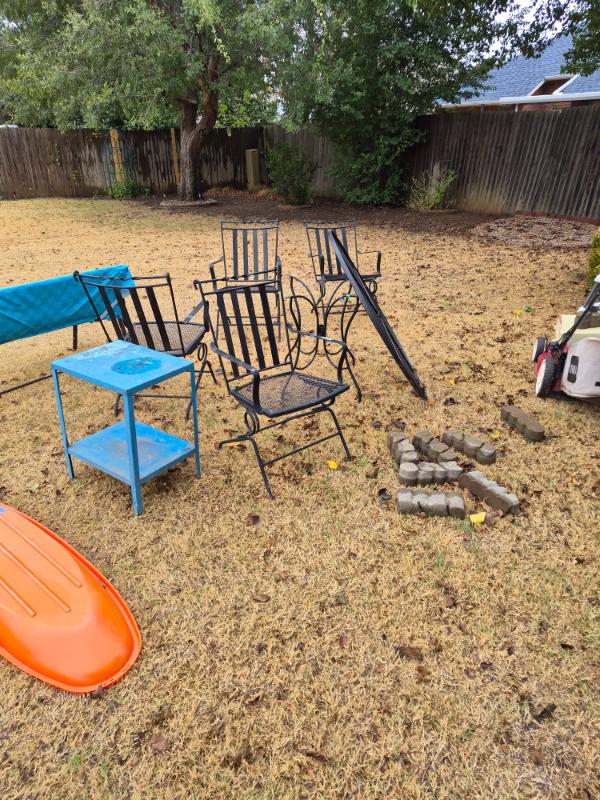 Estate sale photo