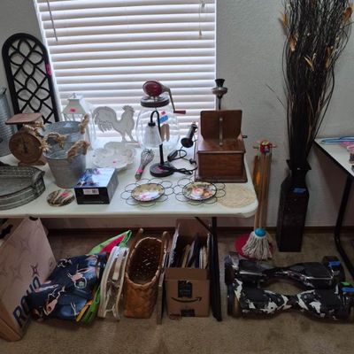 Estate sale photo