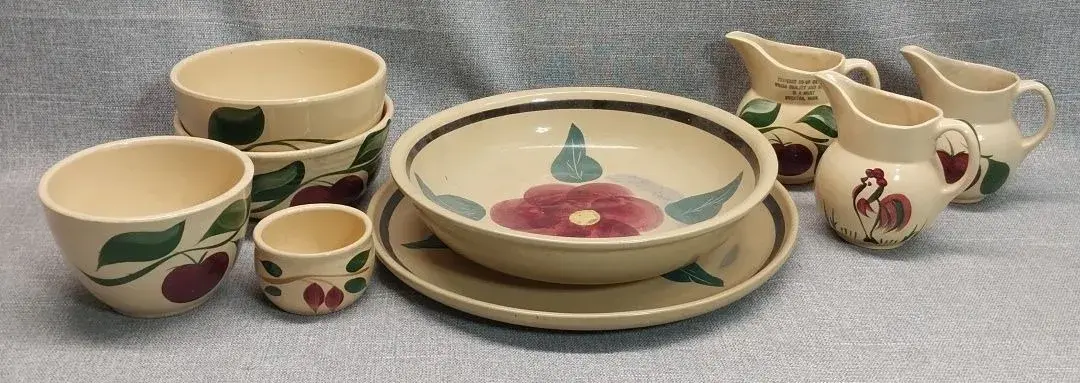 Watt Pottery Pitchers & Servingware