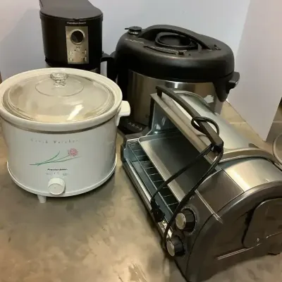 Large Kitchen Appliances 