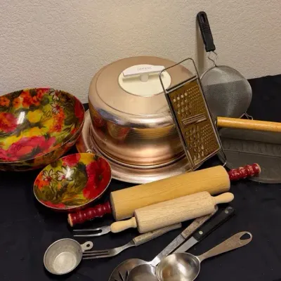 Vintage Kitchen Gadgets 