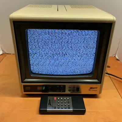 Zenith 9” Portable TV Model No. SF0921A