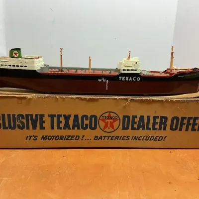 Vintage AMF Wen-Mac S.S. Texaco North Dakota Oil Tanker Ship Model With Box