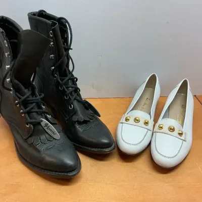 Ferragamo & Laredo Women’s Size 6 1/2 Shoes