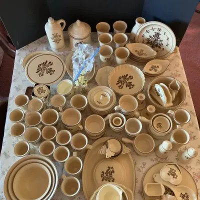 Pfaltzgraff Village Stoneware Classic Brown Folk Art Floral Design Lot #3