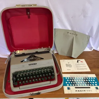 Vintage Facit  TP1 Typewriter