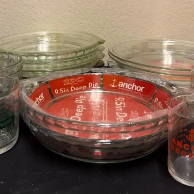 Pyrex, Anchor Hocking & More Glass Baking Dishes 