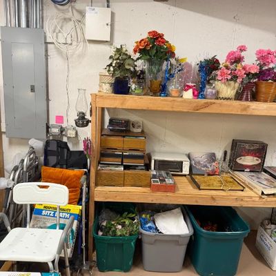 Estate sale photo