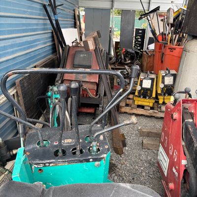Ditch witch 