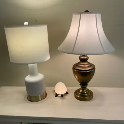 Assorted Tabletop Lighting Trio: Brass-Tone Lamp, Novelty Turtle Accent Light & Gray Ceramic Lamp