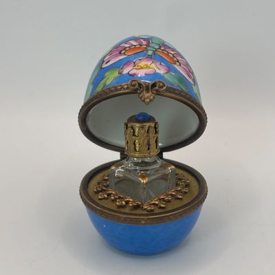LOT 90: Vintage Limoges Trinket Boxes w/Perfume Bottle
