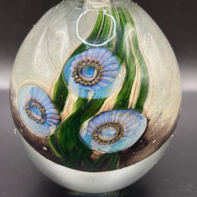 LOT 98: Art Glass Perfume Bottle: Eickholt 2001