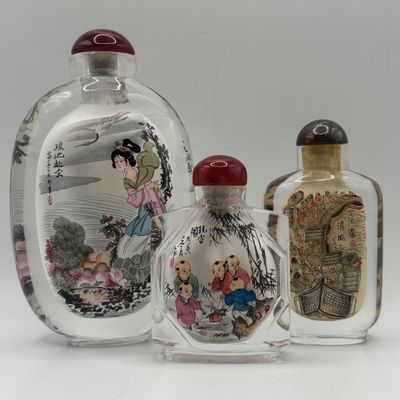 LOT 69: Vintage Chinese Reverse/Inside Painted Snuff Bottles w/Agate Tops
