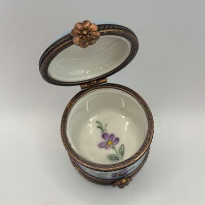 LOT 78: Vintage Limoges Trinket Boxes: Two-Tier Floral & Pink Floral