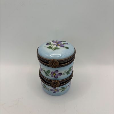 LOT 78: Vintage Limoges Trinket Boxes: Two-Tier Floral & Pink Floral