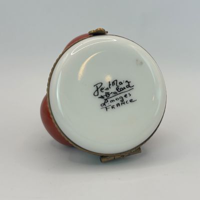 LOT 82: Vintage Limoges Cherry Cluster Trinket Box