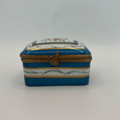 LOT 87: Vintage Limoges Trinket Boxes: Blue & Gold Floral along w/ Diamond Trellis Pattern