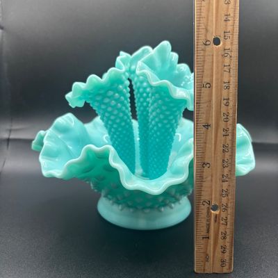 LOT 60: Fenton Turquoise Hobnail 3-Horn Epergne Vase/Bowl