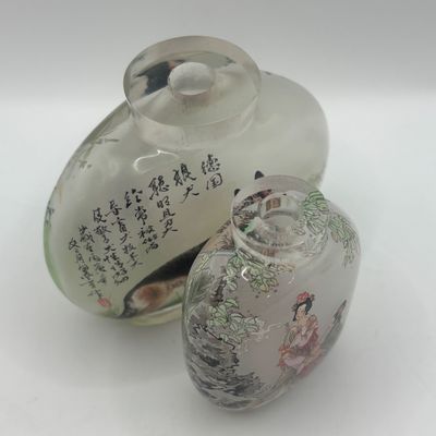 LOT 71: Vintage Chinese Reverse/Inside Painted Snuff Bottles w/Agate Tops
