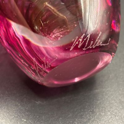 LOT102: Artisan Signed Cranberry Swirl Art Glass Perfume Bottle