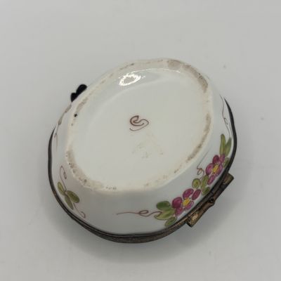 LOT 85: Vintage Limoges Trinket Boxes & More: 2 signed/marked & unmarked
