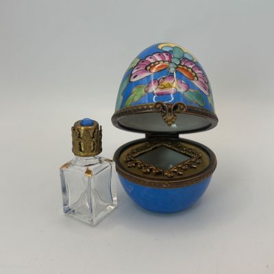 LOT 90: Vintage Limoges Trinket Boxes w/Perfume Bottle