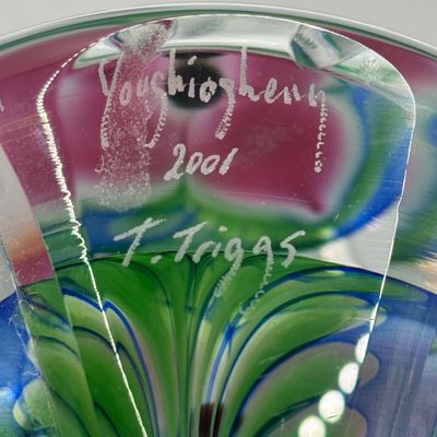 LOT 64: Youghiogheny Floral Diamond Shaped Art Glass Papeweight signed T. Trigs 2001