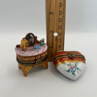 LOT 86: Vintage Limoges Trinket Boxes: Floral Heart & Vanity