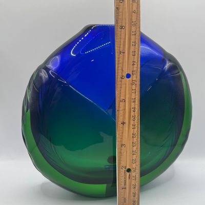 LOT 72: Hand Crafted Art Glass Beranek Cobalt Blue & Green Vase