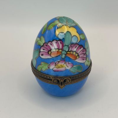 LOT 90: Vintage Limoges Trinket Boxes w/Perfume Bottle