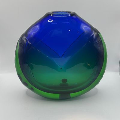 LOT 72: Hand Crafted Art Glass Beranek Cobalt Blue & Green Vase