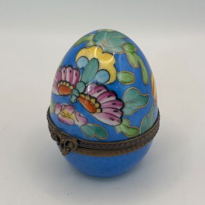 LOT 90: Vintage Limoges Trinket Boxes w/Perfume Bottle