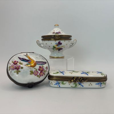 LOT 85: Vintage Limoges Trinket Boxes & More: 2 signed/marked & unmarked