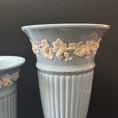 LOT 55: Wedgewood Collection: Jasperware along w/Etruria & Barlaston Queen's Ware Trumpet Vases
